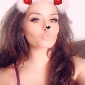 Meet your Posher, Cara